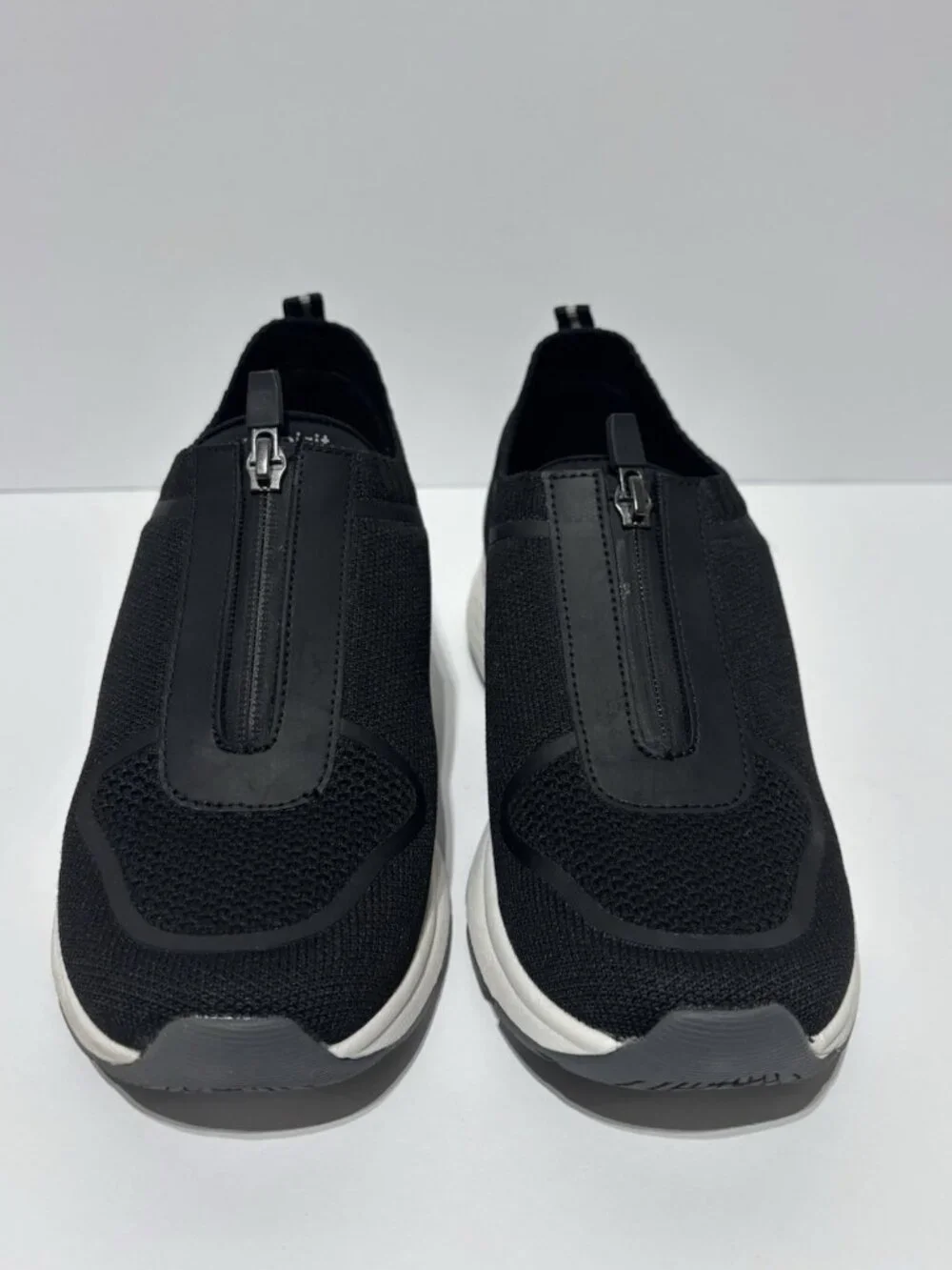 Easy Spirit Women’s Striver Black Slip-On Sneakers, Size 8 M